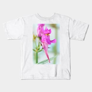 Linaria triornithophora  Three birds toadflax Kids T-Shirt